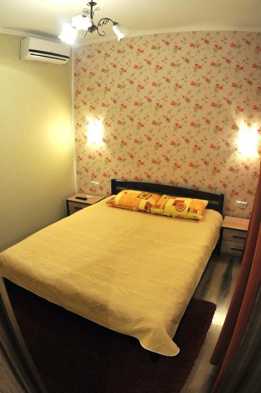 Main Street Apartments คีชีเนา ภายนอก รูปภาพ