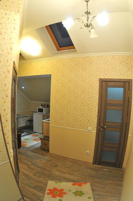 Main Street Apartments คีชีเนา ภายนอก รูปภาพ