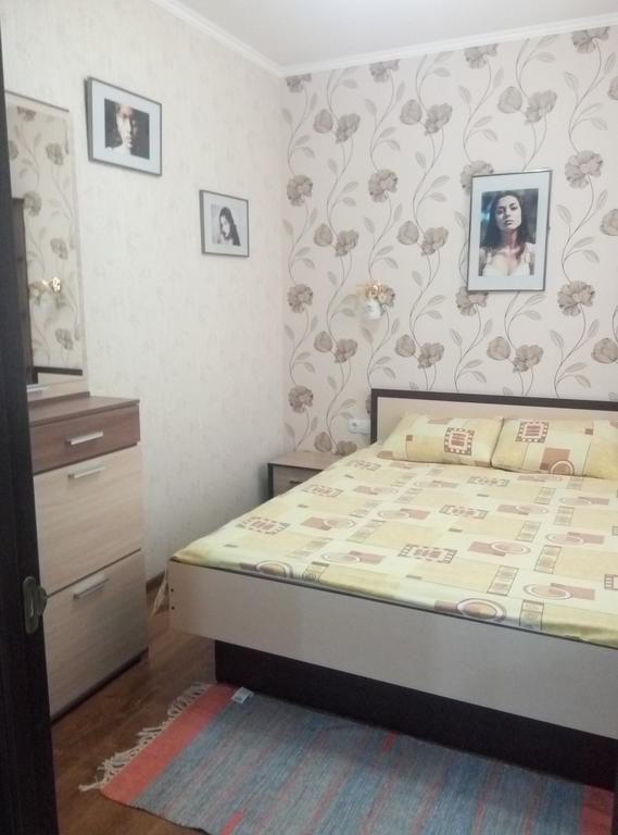 Main Street Apartments คีชีเนา ภายนอก รูปภาพ